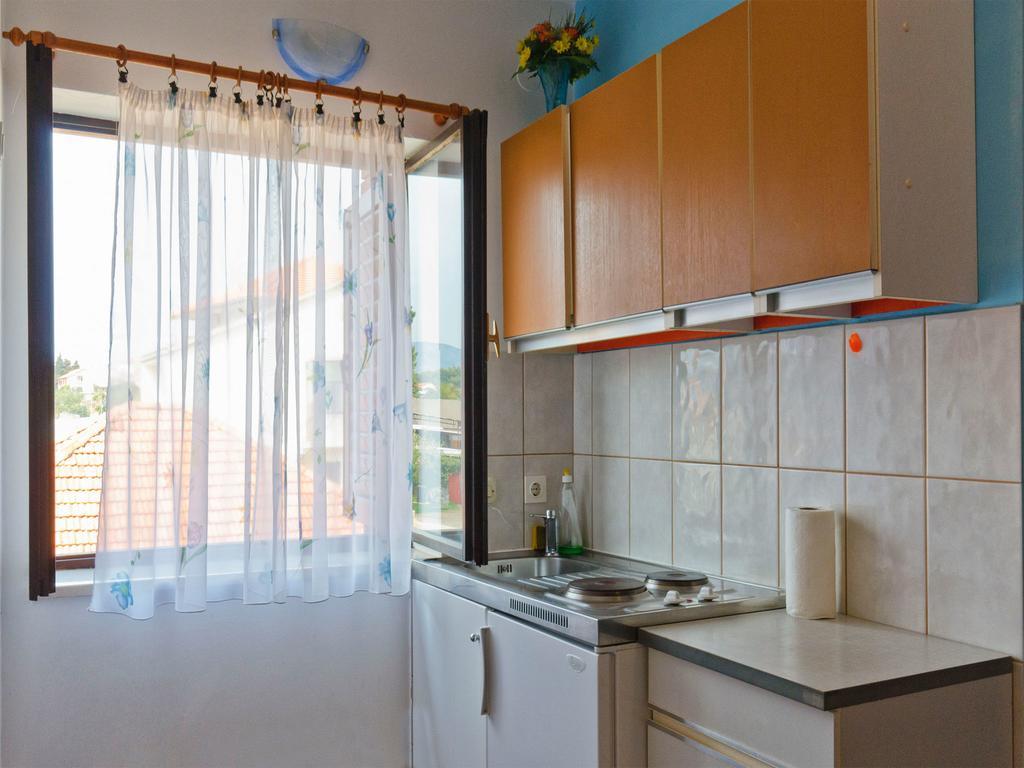 Apartments Srhoj Stari Grad  Exterior photo