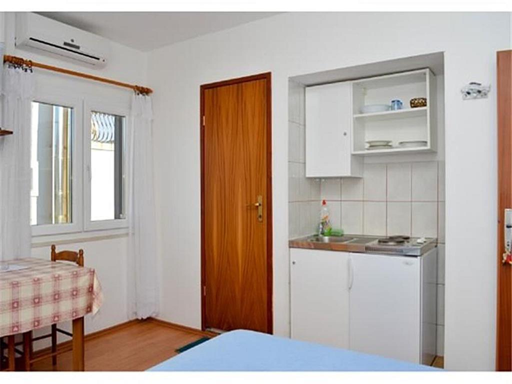 Apartments Srhoj Stari Grad  Exterior photo