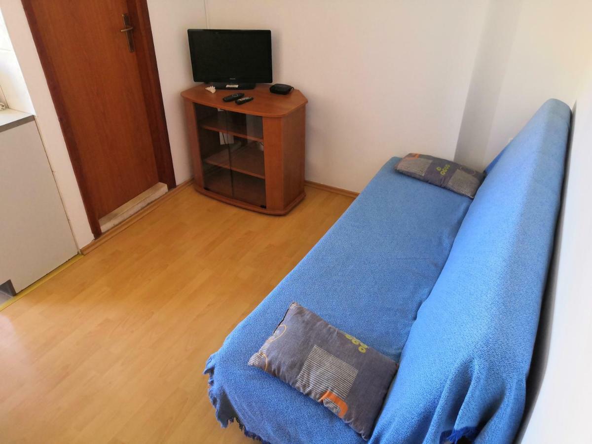 Apartments Srhoj Stari Grad  Exterior photo